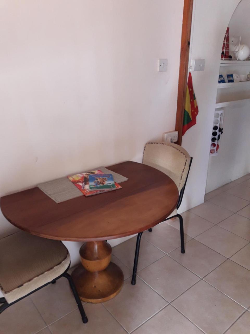 Cosy Corner Apartment St. George's Екстериор снимка